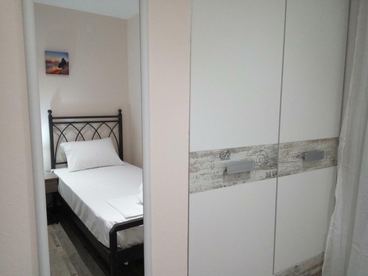 Helios & Elia Family Apartment Лиападес Екстериор снимка